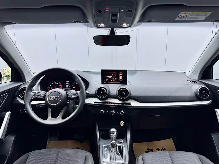 Audi Q2L 2020 immagine di auto #19