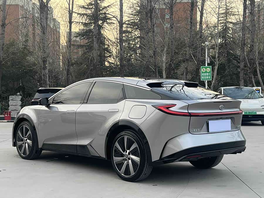 Toyota bZ5 2025 #19 Toyota bZ5 2025 car image #19