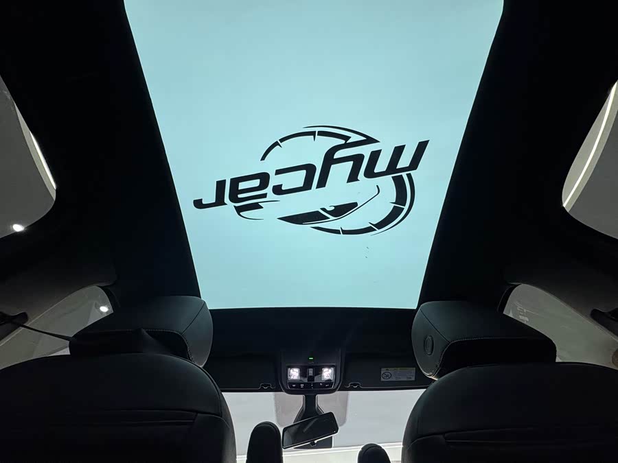 Volkswagen ID.3 2024 car image #19