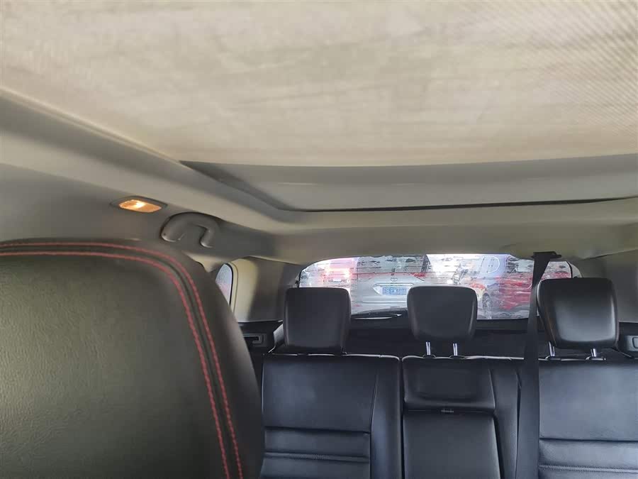 Suzuki Vitara 2016 car image #19