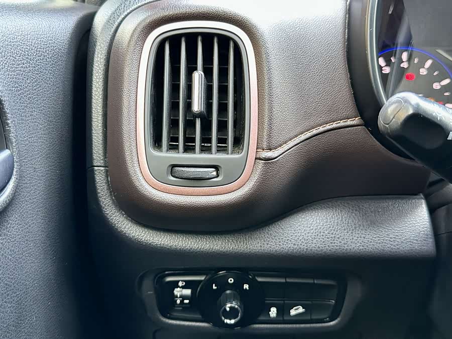 广汽传祺 传祺GS3 2018 汽车图片 #19