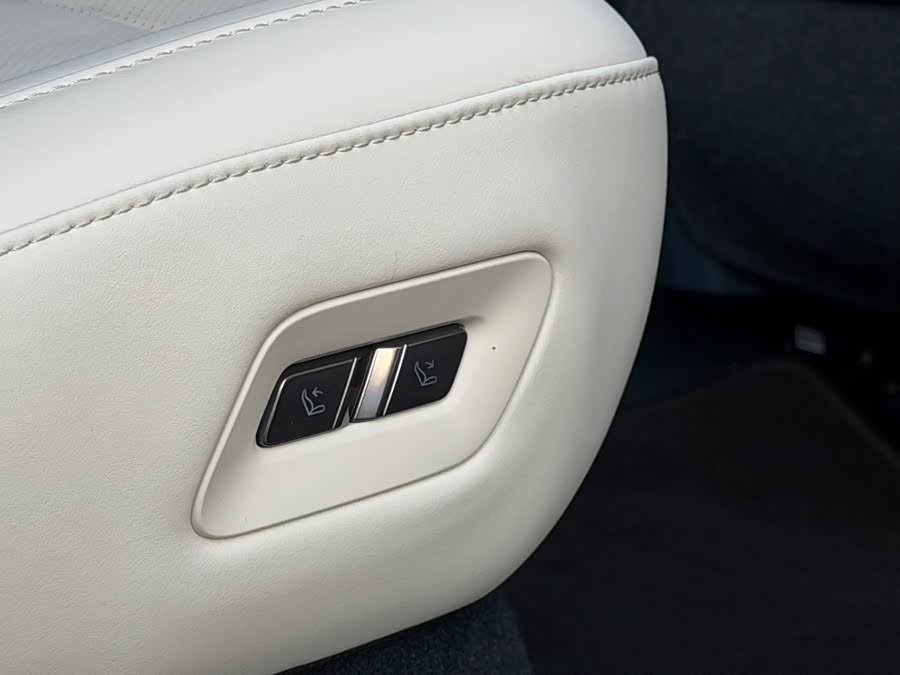 Zeekr 007 2024 immagine di auto #19