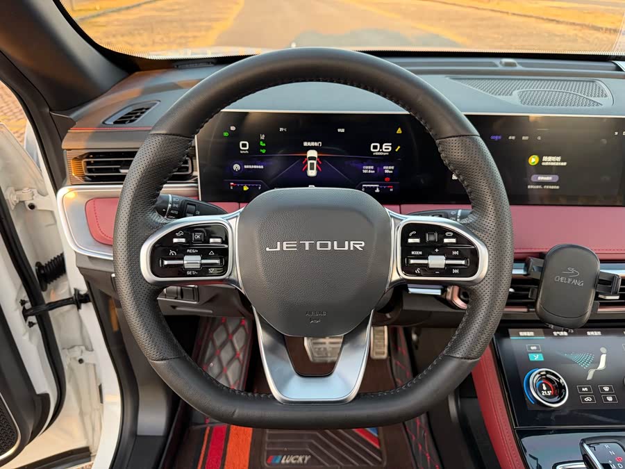 Jetour X70 PLUS 2021 #19 Jetour X70 PLUS 2021 car image #19