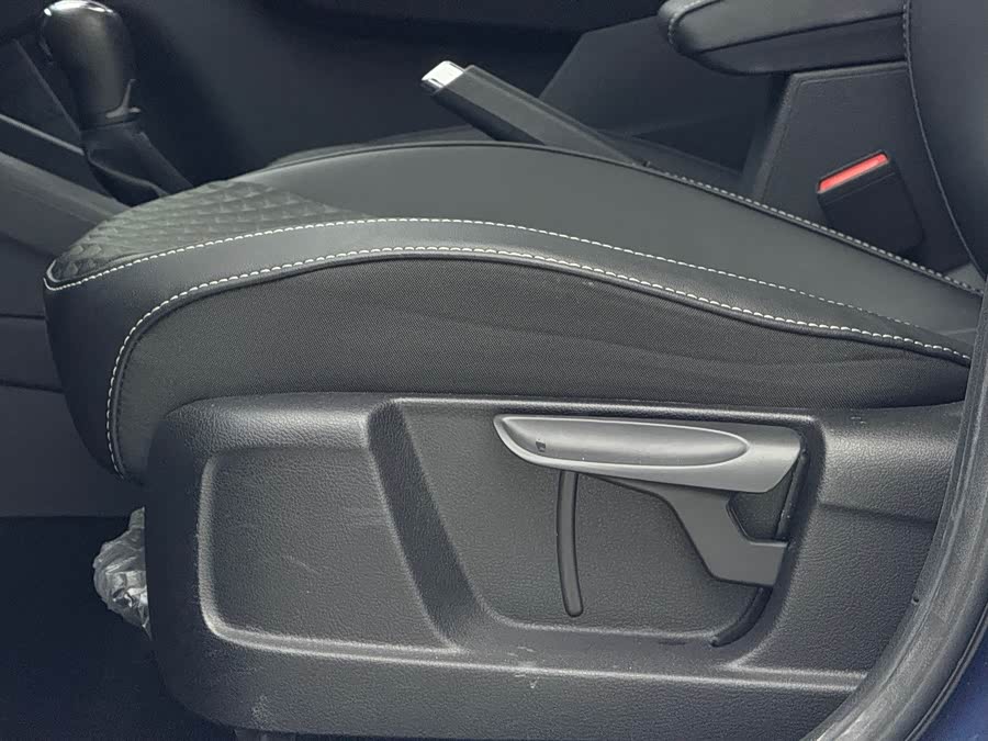 Skoda Kamiq 2021 imagem de carro #19