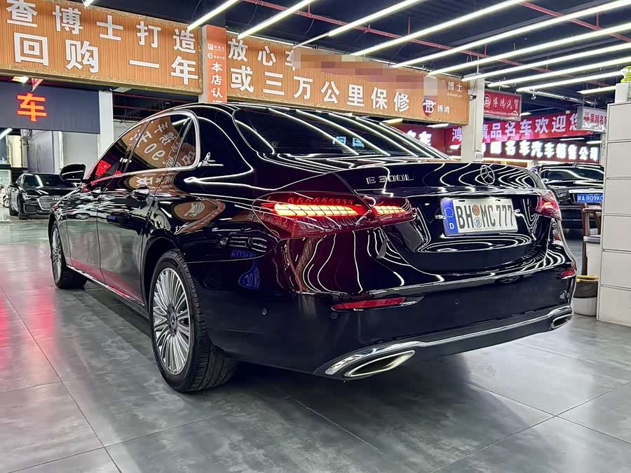 Mercedes-Benz E Class 2022 car image #19