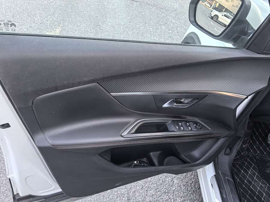 标致 标致5008 2018 汽车图片 #19