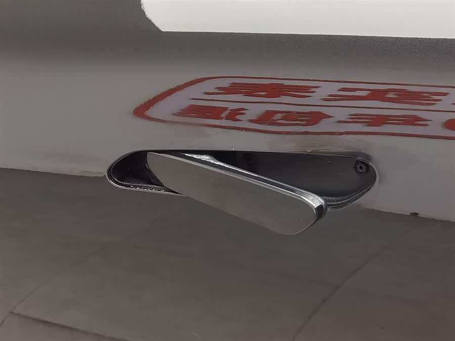 哪吒汽车 哪吒GT 2023 汽车图片 #19