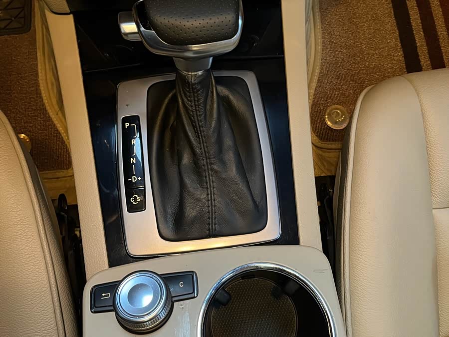 Mercedes-Benz GLK Class (Imported) 2011 #19 Mercedes-Benz GLK Class (Imported) 2011 immagine di auto #19