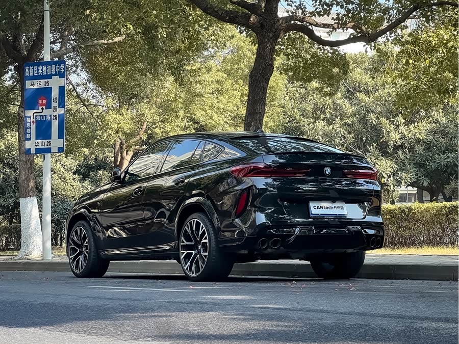 BMW X6 M 2023 #19 BMW X6 M 2023 car image #19