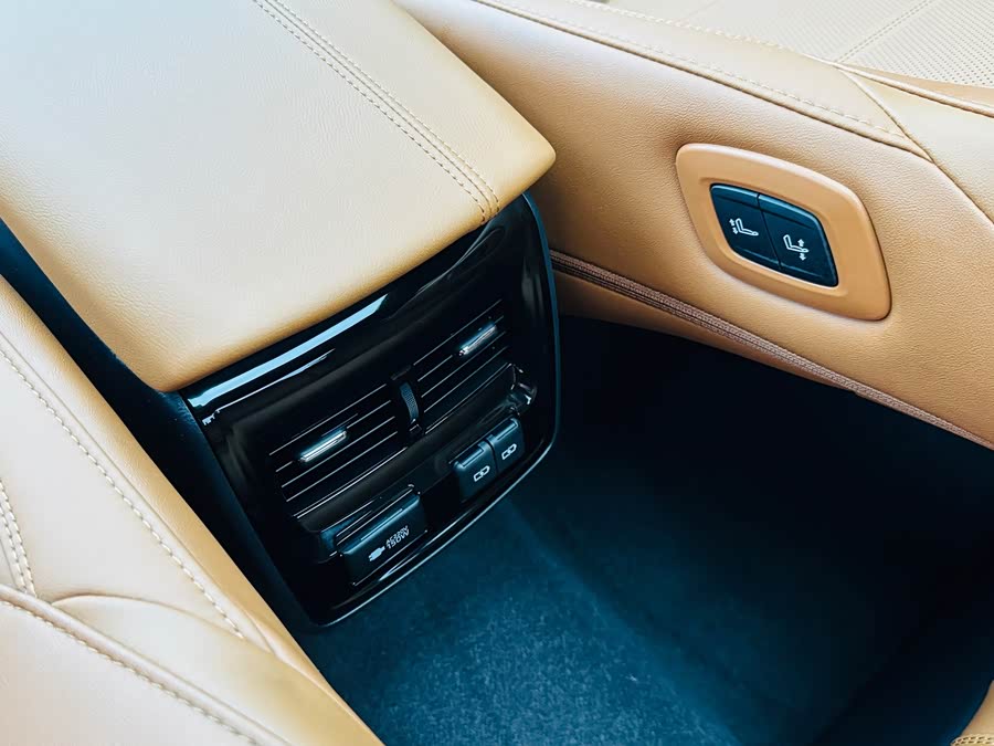 Toyota Avalon 2023 image de voiture #19