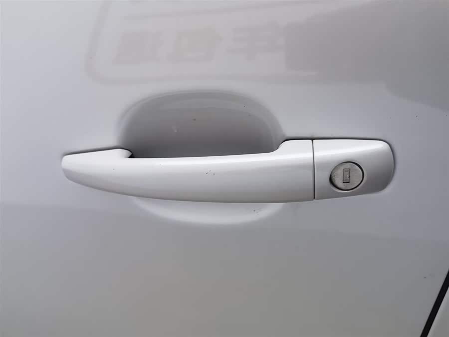 Peugeot 3008 2019 car image #19