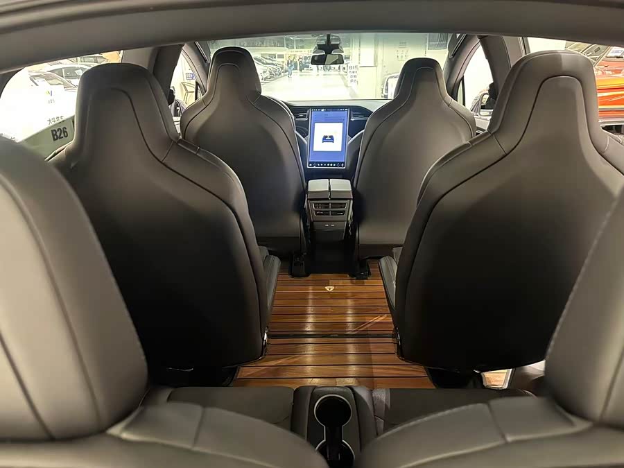 Tesla Model X 2018 #19 Tesla Model X 2018 car image #19