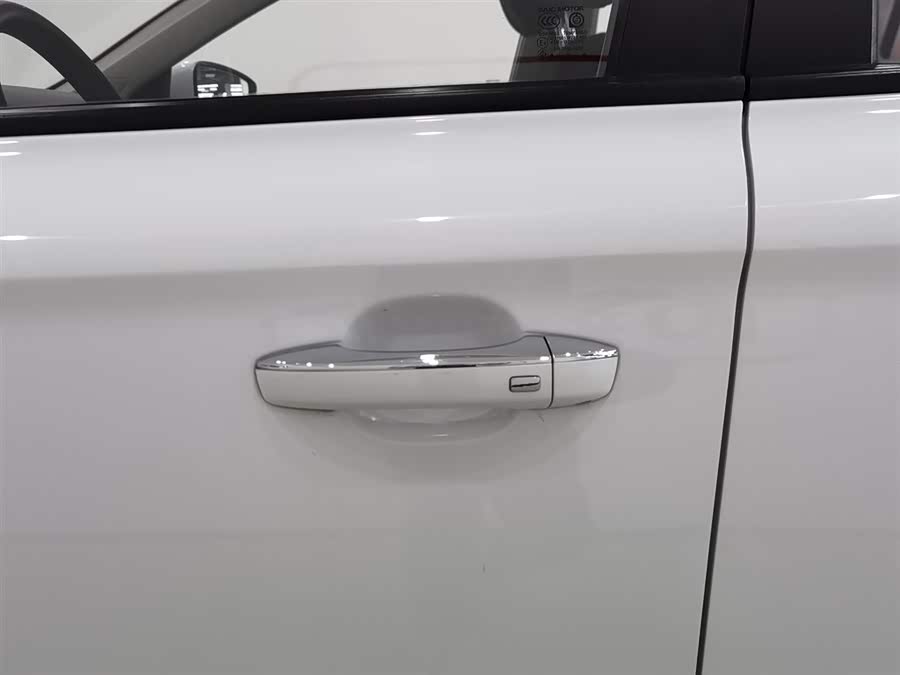 Roewe i5 2020 car image #19