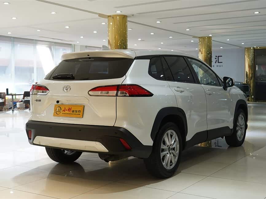 Toyota Corolla Cross 2024 immagine di auto #19