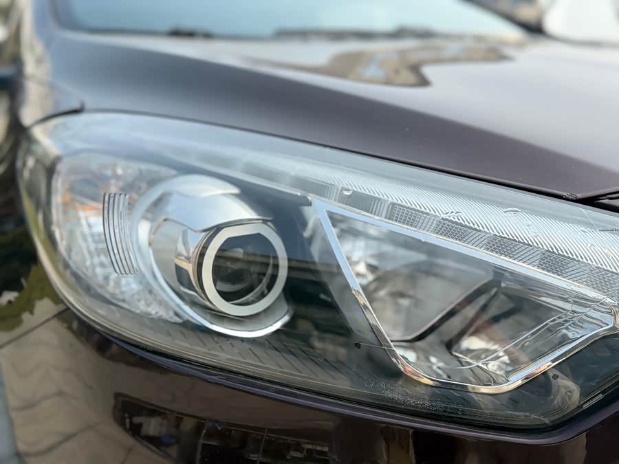 Kia K3 2014 car image #19