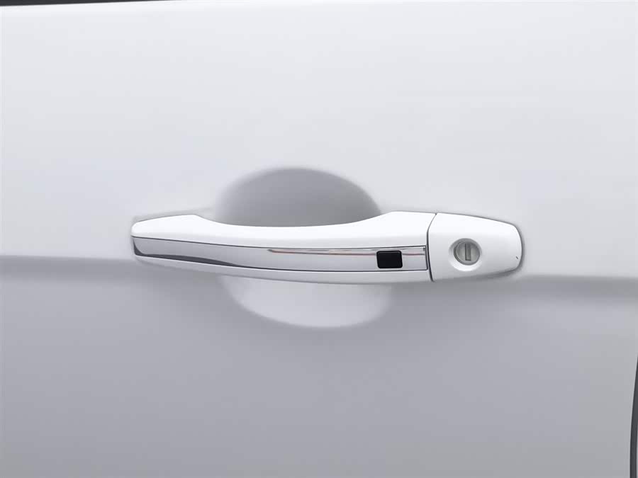 GEELY Emgrand 2017 car image #19