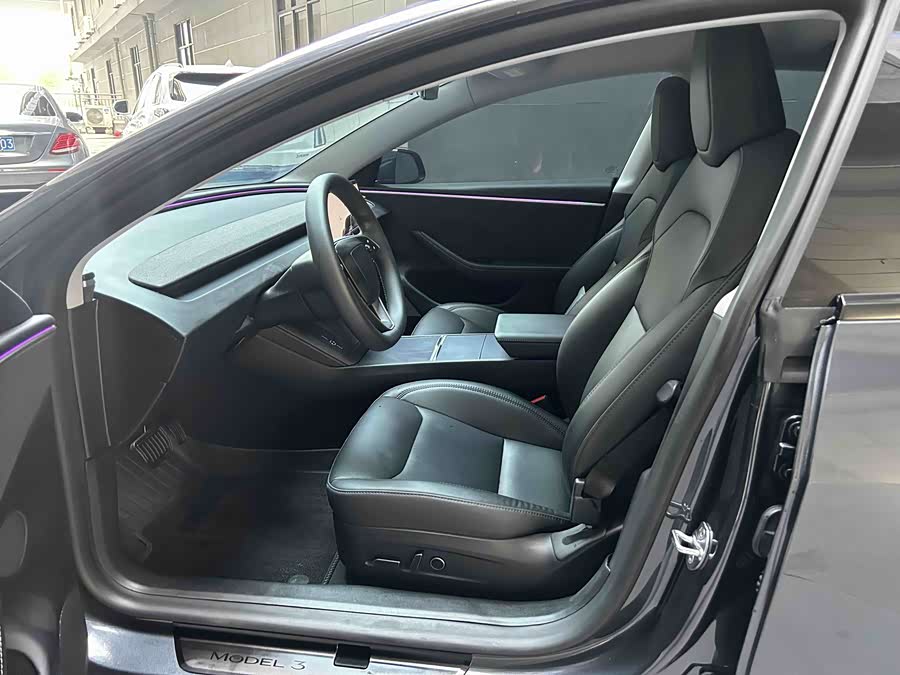 Tesla Model 3 2024 car image #19