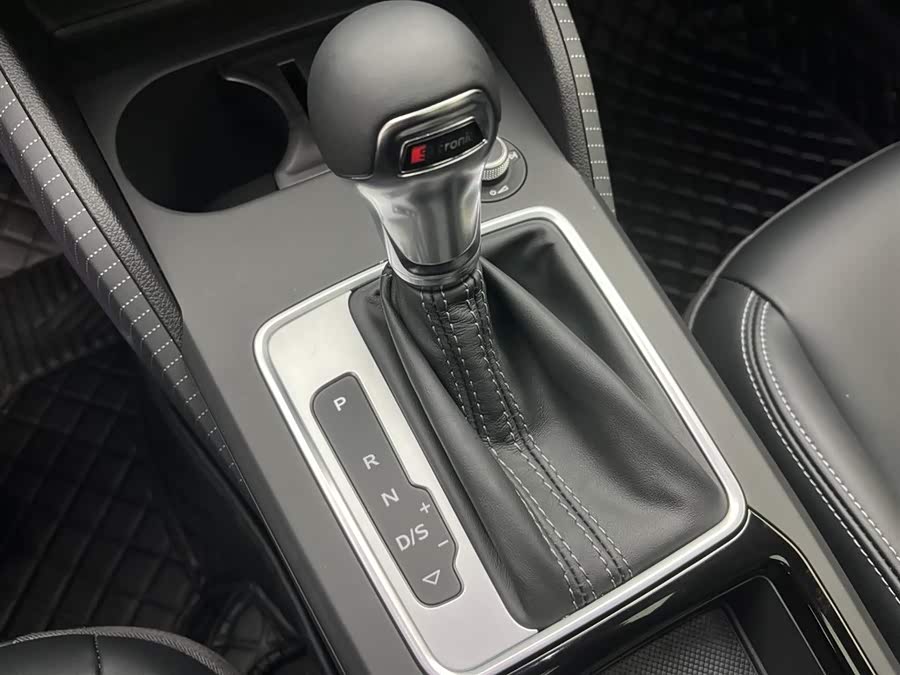 Q2L 2025 car image #19