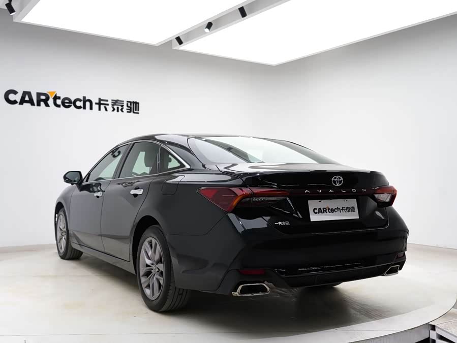 Toyota Avalon 2019 car image #19