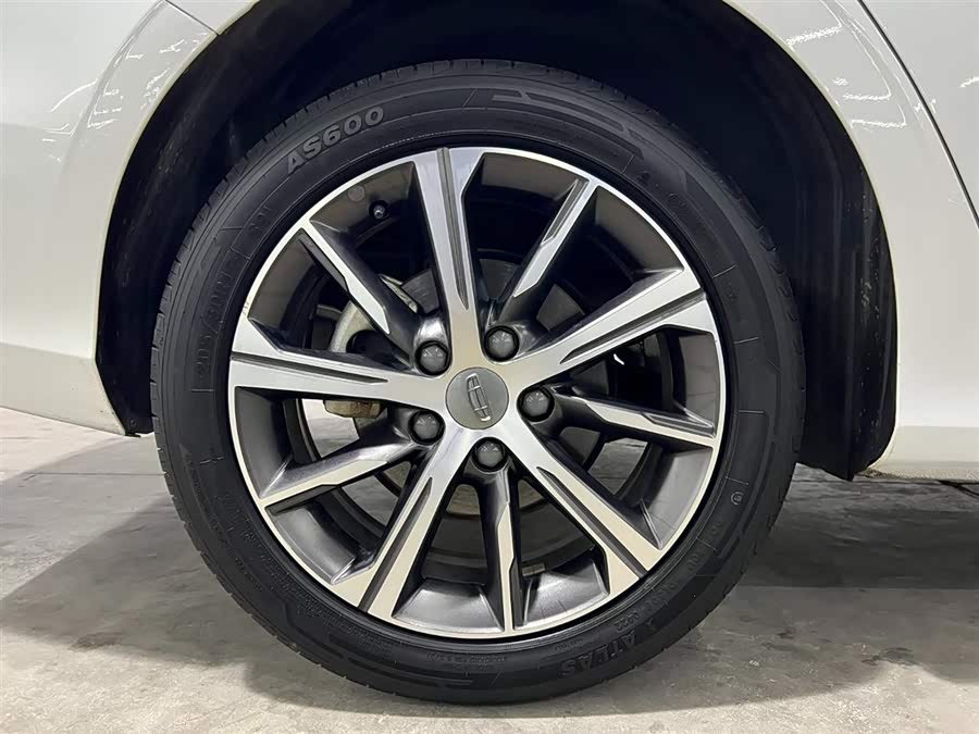 GEELY Emgrand 2022 #19 GEELY Emgrand 2022 car image #19