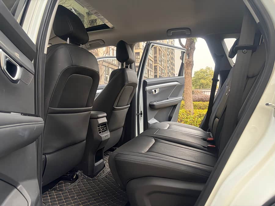 Wuling Asta 2023 #19 Wuling Asta 2023 صورة سيارة #19