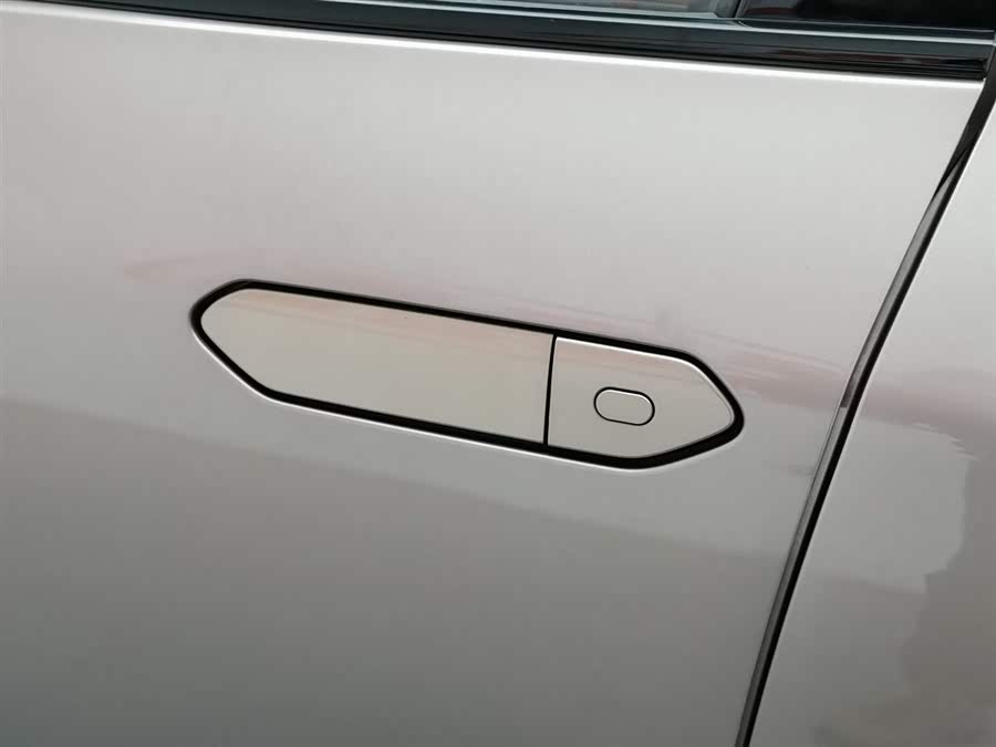 Toyota bZ3 2023 immagine di auto #19