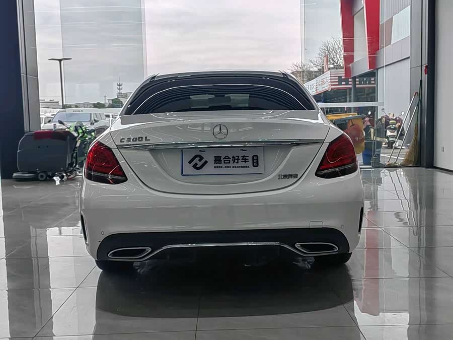 Mercedes-Benz C Class 2020 car image #19