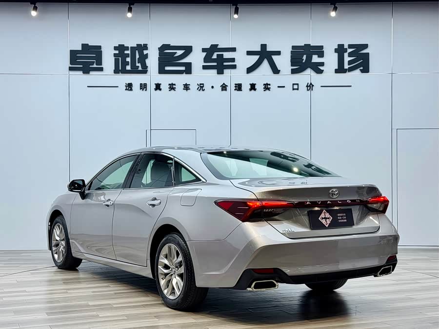 Toyota Avalon 2021 car image #19