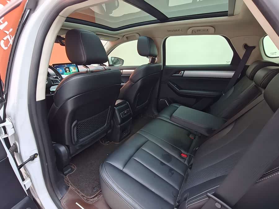 BYD Tang 2018 #19 BYD Tang 2018 car image #19