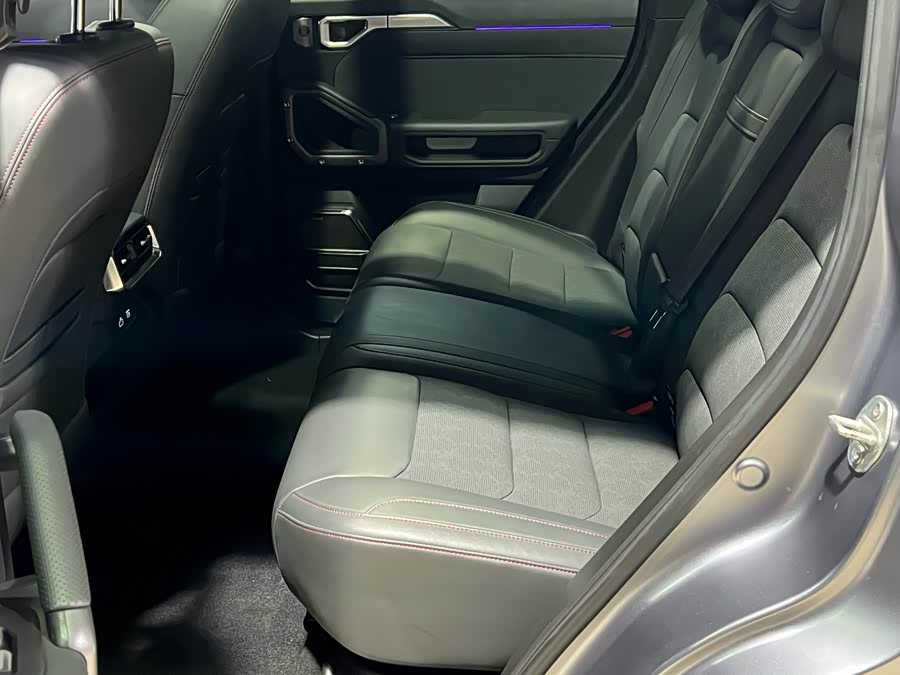 Jetour Traveller 2023 car image #19