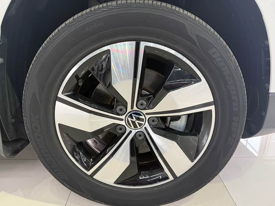 Volkswagen Tharu 2021 immagine di auto #19