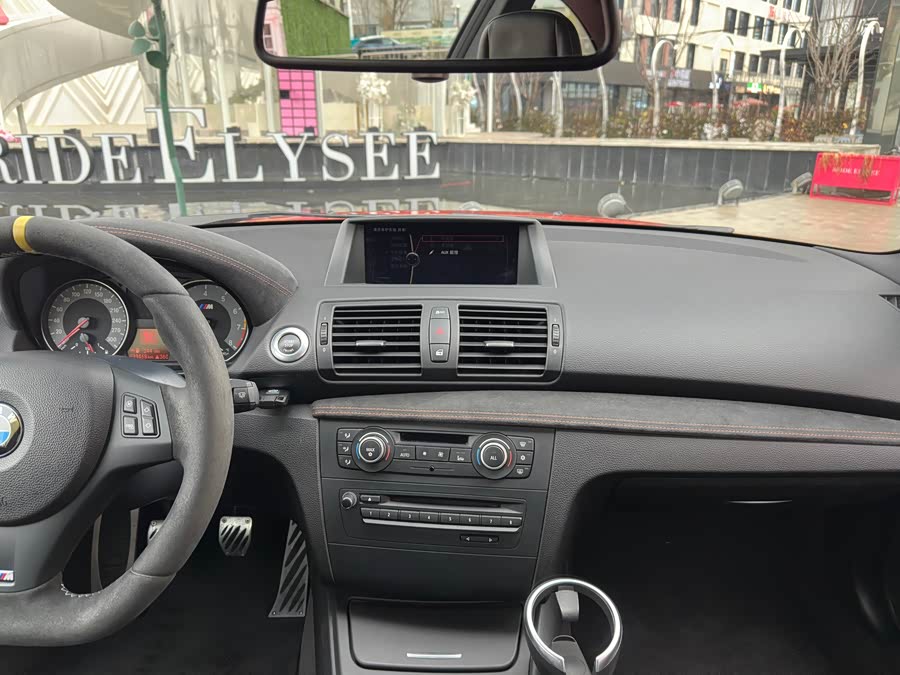 BMW 1 Series M 2012 car image #19