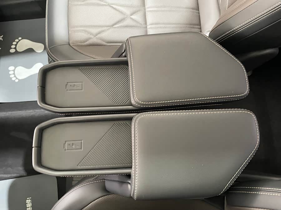 Ford Edge 2024 immagine di auto #19