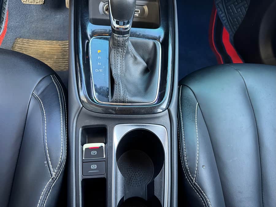 Roewe i5 2020 car image #19