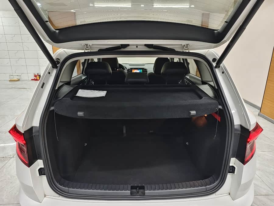 Skoda Karoq 2022 изображение автомобиля #19