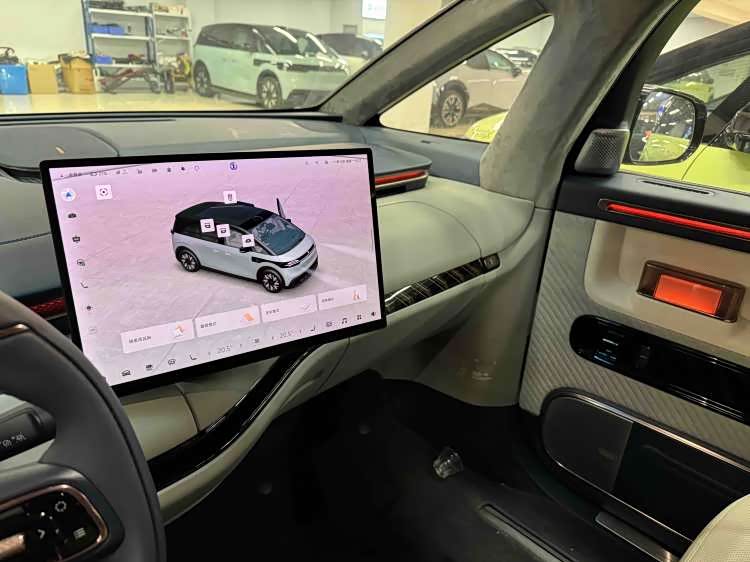 Zeekr MIX 2024 صورة سيارة #19