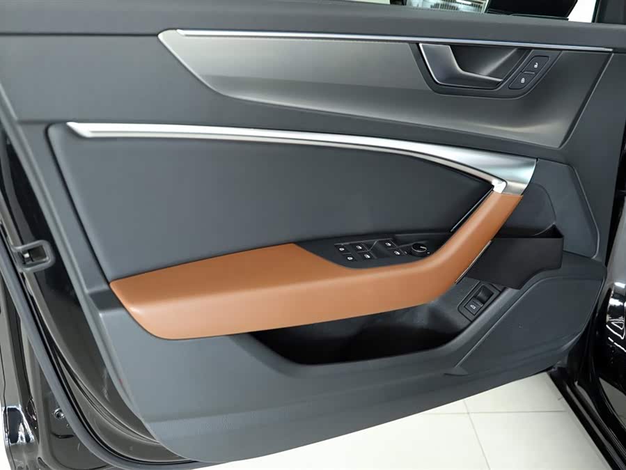 Audi A6L 2021 car image #19