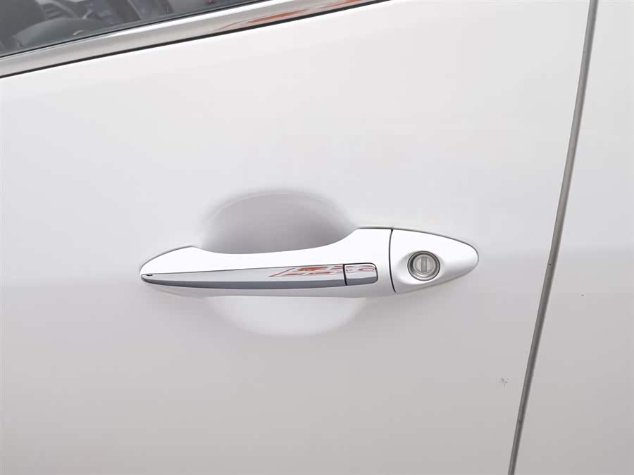 起亚 起亚K3 2018 汽车图片 #19