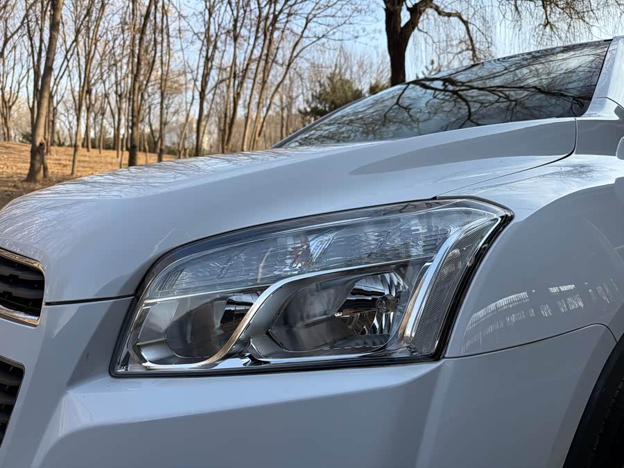 Chevrolet Tracker 2016 #19 Chevrolet Tracker 2016 car image #19