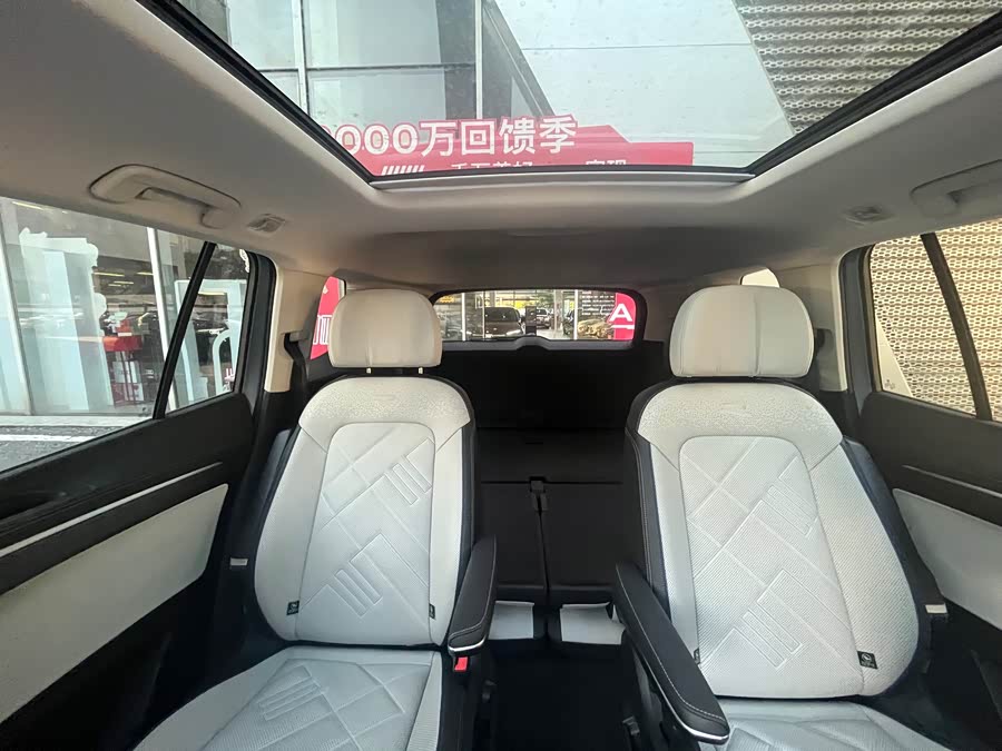 Volkswagen Talagon 2025 #19 Volkswagen Talagon 2025 immagine di auto #19