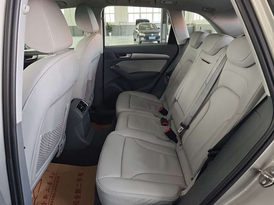 Audi Q5 2015 изображение автомобиля #19