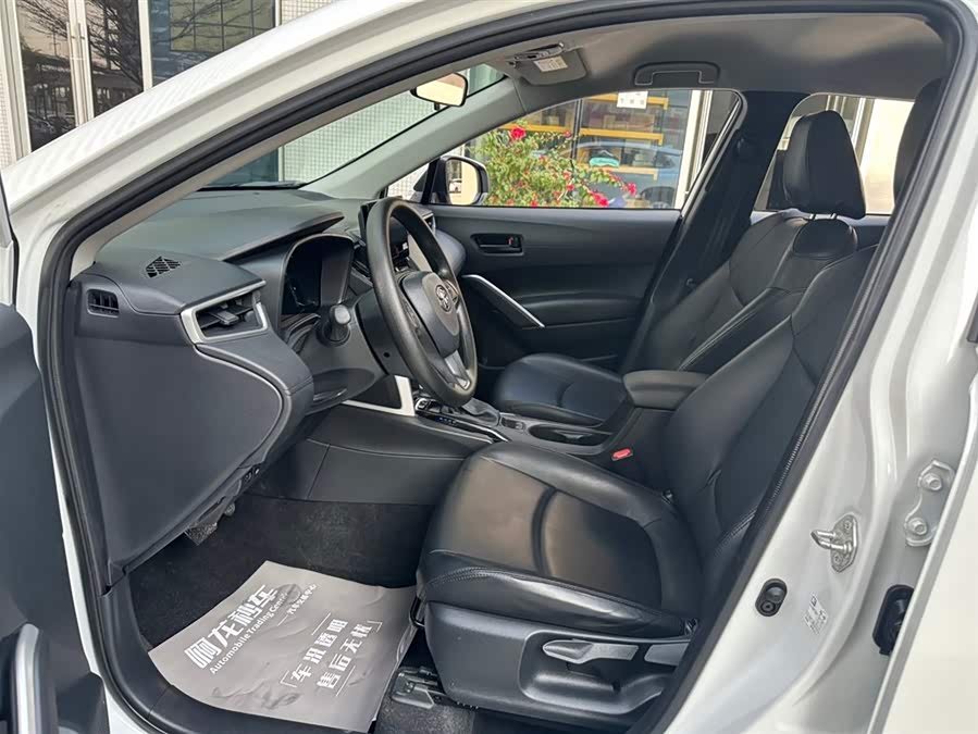 Toyota Corolla Cross 2024 immagine di auto #19