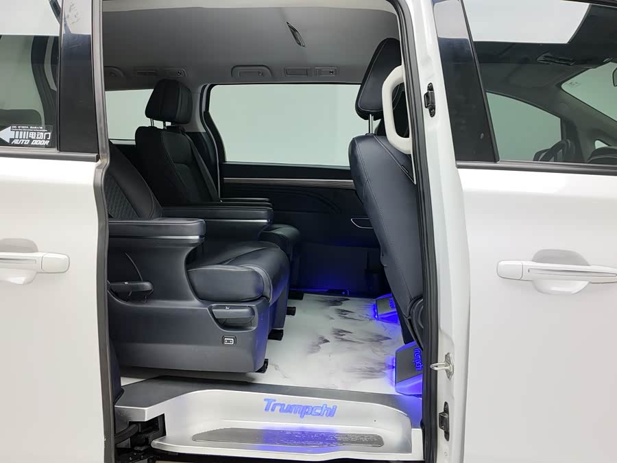 GAC Trumpchi M8 2024 car image #19