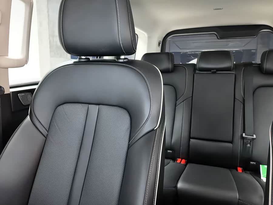 Tank 300 2025 #19 Tank 300 2025 car image #19