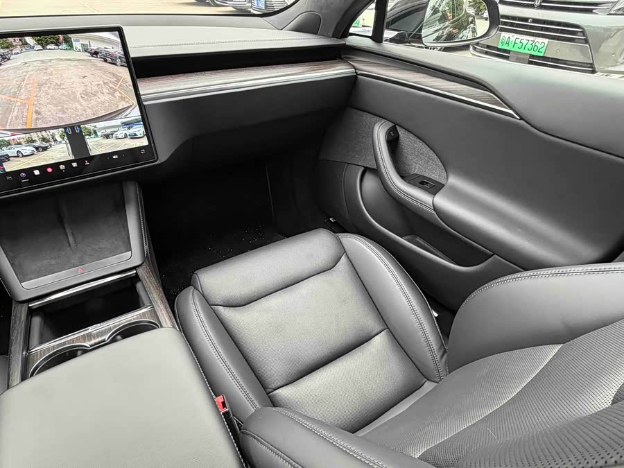 Tesla Model S 2023 immagine di auto #19