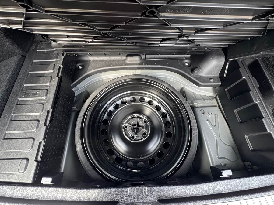 Mercedes-Benz GLK Class (Imported) 2011 immagine di auto #19