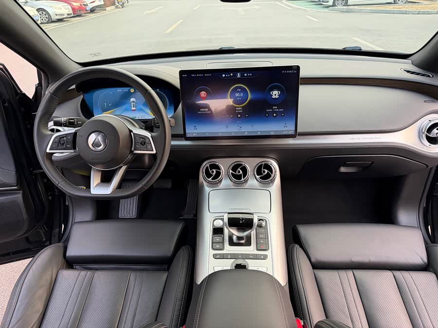 Denza X 2021 car image #19