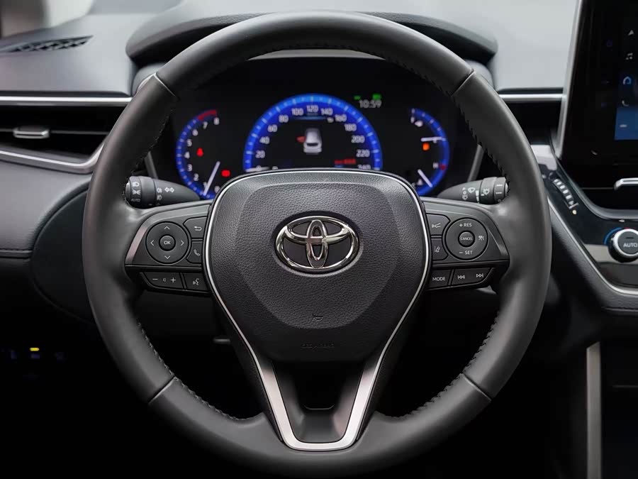 Toyota Corolla Cross 2022 immagine di auto #19