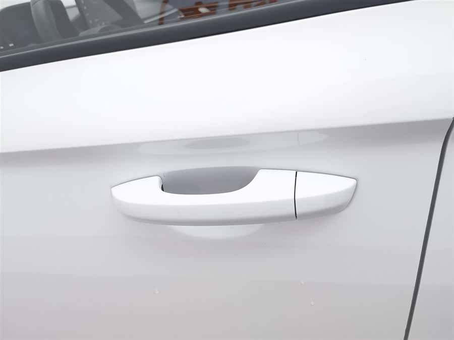 GEELY Emgrand 2025 car image #19