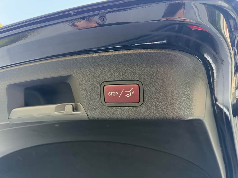 Mercedes-Benz GLE Coupe 2017 #19 Mercedes-Benz GLE Coupe 2017 car image #19